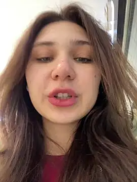 QuitieLia online show from 01/17/25, 08:13