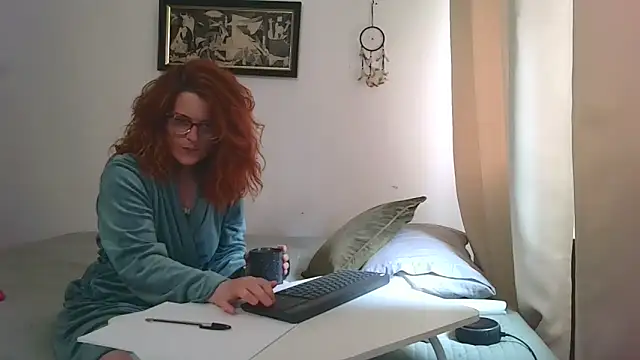 Snapshot of valentinaxcam chatting on 05/06/26, 09:14 valentinaxcam online show from 05/06/26, 09:14