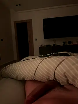 cagoulegrosse online show from 01/06/26, 10:01