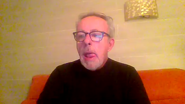 tuggy59 online show from 02/03/26, 06:51