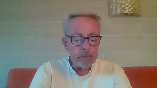 tuggy59 online show from 02/18/26, 07:04