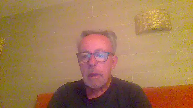tuggy59 online show from 04/25/26, 04:37