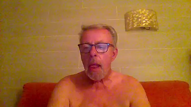 tuggy59 online show from 06/07/26, 04:38