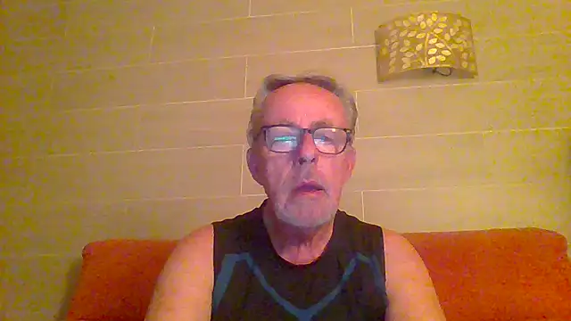 tuggy59 online show from 06/26/26, 03:44