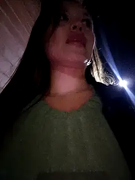 Snapshot of marena_saenz chatting on 02/02/25, 01:30 marena saenz online show from 02/02/25, 01:30