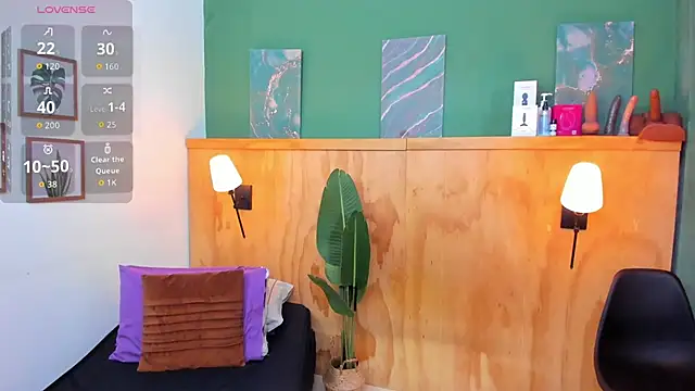 taylor bennet online show from 06/12/26, 07:02