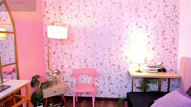 taylor bennet online show from 06/23/26, 12:25