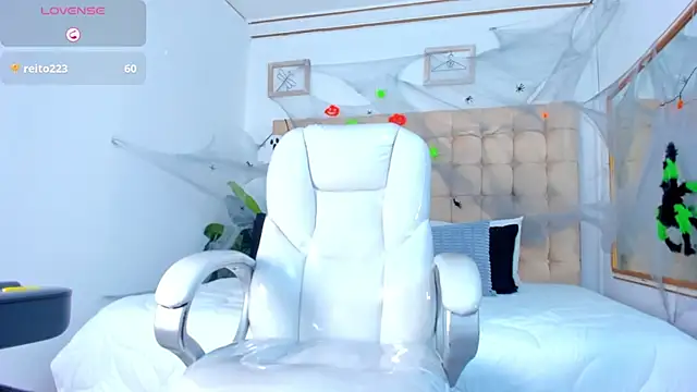 Alex cute77 online show from 10/13/25, 11:10