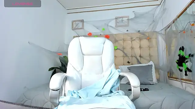 Alex cute77 online show from 11/03/25, 11:00