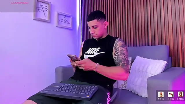 Alex cute77 online show from 05/02/26, 01:49