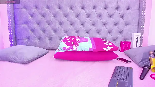 Sofia Girl  online show from 09/11/25, 08:36