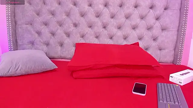 Sofia Girl  online show from 03/15/26, 07:47