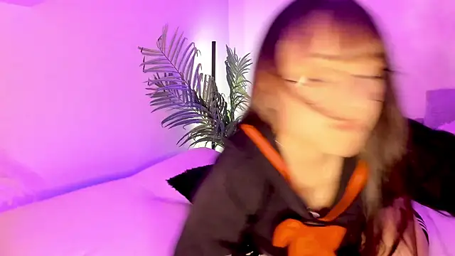 Gloomydoll online show from 10/06/25, 06:05