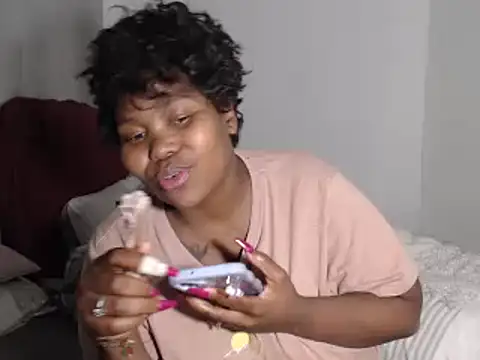 Real1SweetQueen online show from 10/04/25, 07:56