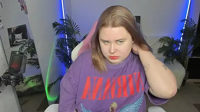 Akemi BBW online show from 03/05/25, 05:50