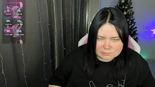 Snapshot of Akemi_BBW chatting on 01/12/26, 04:29 Akemi BBW online show from 01/12/26, 04:29