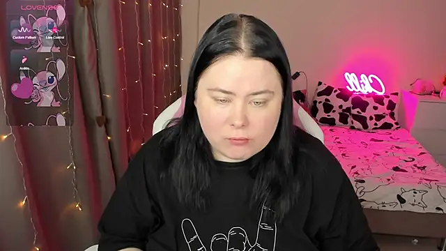 Snapshot of Akemi_BBW chatting on 02/06/26, 05:45 Akemi BBW online show from 02/06/26, 05:45