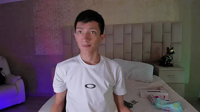 DereckCooperr online show from 01/06/25, 09:00