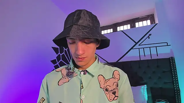 DereckCooperr online show from 01/28/25, 08:04