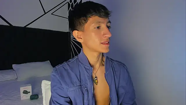 DereckCooperr online show from 03/20/25, 02:51