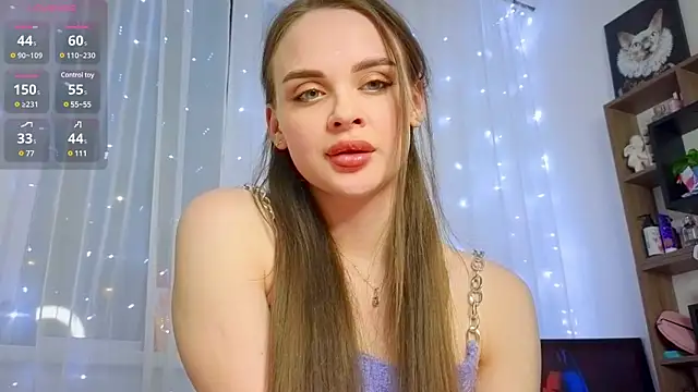 Snapshot of KristenSayles chatting on 01/23/25, 08:56 KristenSayles online show from 01/23/25, 08:56