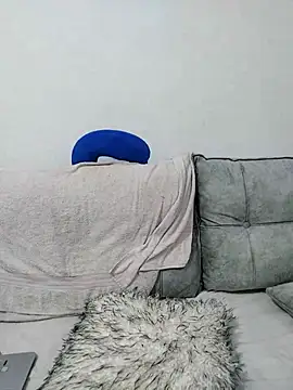 Snapshot of bebygirl143s chatting on 03/14/25, 08:38 bebygirl143s online show from 03/14/25, 08:38