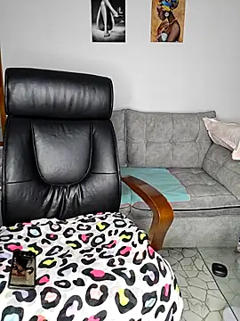 Snapshot of bebygirl143s chatting on 02/23/26, 10:07 bebygirl143s online show from 02/23/26, 10:07