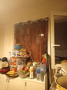 teekoine1 online show from 11/15/25, 12:41