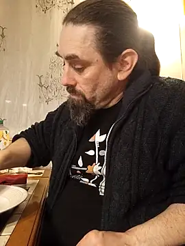 teekoine1 online show from 12/16/25, 12:26