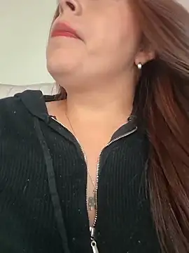 Snapshot of seherlatin chatting on 02/19/26, 08:38 seherlatin online show from 02/19/26, 08:38