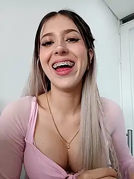 eva-2023 online show from 10/14/25, 05:14