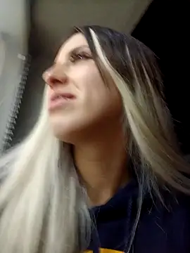 eva-2023 online show from 11/14/25, 02:10