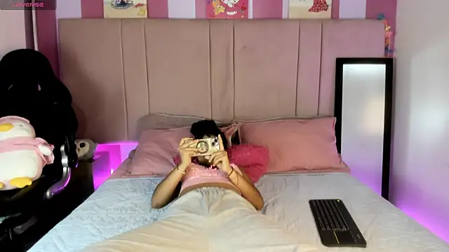 Winnifer Gonzal online show from 03/06/25, 07:25