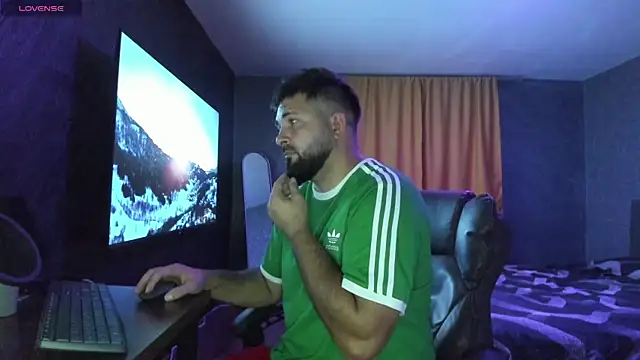 Eduu2322 online show from 09/22/25, 08:44