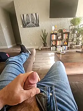 Snapshot of Cemg chatting on 02/28/26, 07:26 Cemg online show from 02/28/26, 07:26