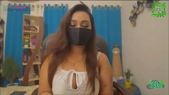 Snapshot of OH-Monica chatting on 01/18/26, 10:35 OH-Monica online show from 01/18/26, 10:35