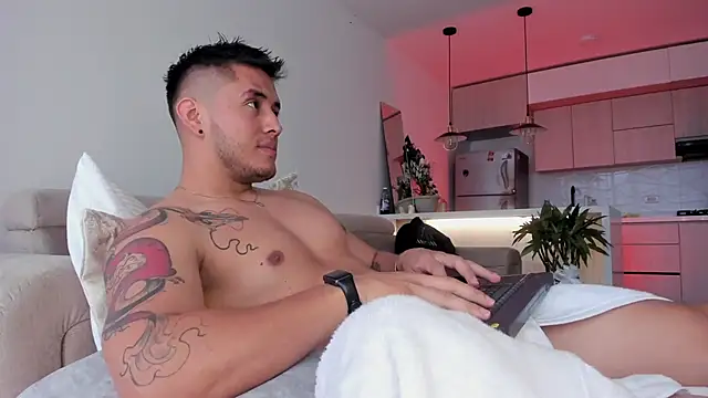 Snapshot of Chriskyle_ chatting on 01/30/25, 07:15 Chriskyle  online show from 01/30/25, 07:15