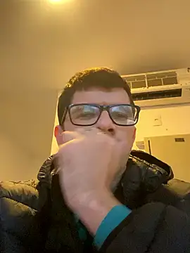 Juliano2289 online show from 05/10/26, 06:13