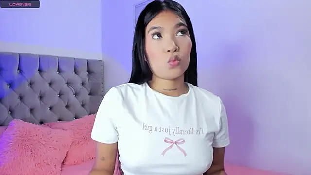 MafeOlimpo online show from 10/21/25, 07:36