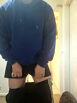 Snapshot of iang6348 chatting on 01/10/26, 10:25 iang6348 online show from 01/10/26, 10:25