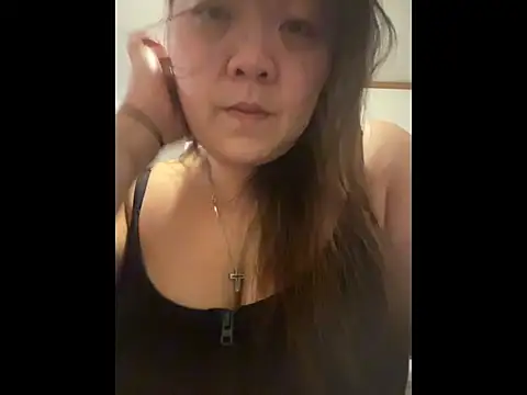 Snapshot of asianmama888 chatting on 10/18/25, 06:30 asianmama888 online show from 10/18/25, 06:30