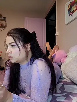 Snapshot of Lia_Roxx chatting on 02/04/26, 05:08 Lia Roxx online show from 02/04/26, 05:08