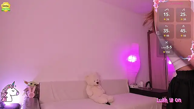 Snapshot of EvaUniporn chatting on 03/20/26, 06:46 EvaUniporn online show from 03/20/26, 06:46