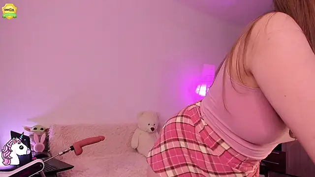 EvaUniporn online show from 04/28/26, 05:18