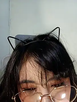 Chall mee online show from 11/30/25, 07:29