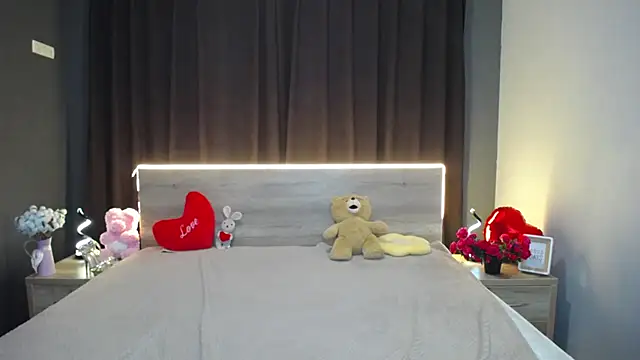 Snapshot of StacyYellig chatting on 02/24/26, 05:16 StacyYellig online show from 02/24/26, 05:16