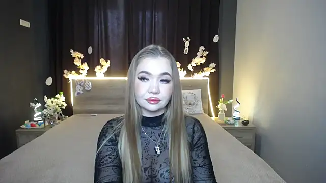 Snapshot of StacyYellig chatting on 04/11/26, 09:02 StacyYellig online show from 04/11/26, 09:02