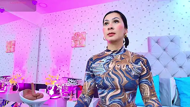 Snapshot of JulietaReyess chatting on 04/13/26, 11:48 JulietaReyess online show from 04/13/26, 11:48