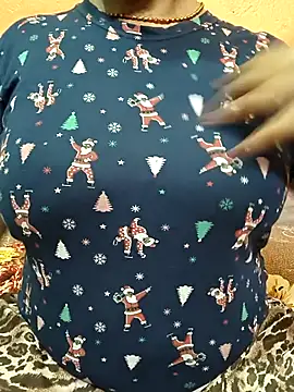 CUTE SOPHIA- online show from 10/31/25, 01:17