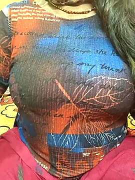 Snapshot of CUTE_SOPHIA- chatting on 01/18/26, 01:09 CUTE SOPHIA- online show from 01/18/26, 01:09